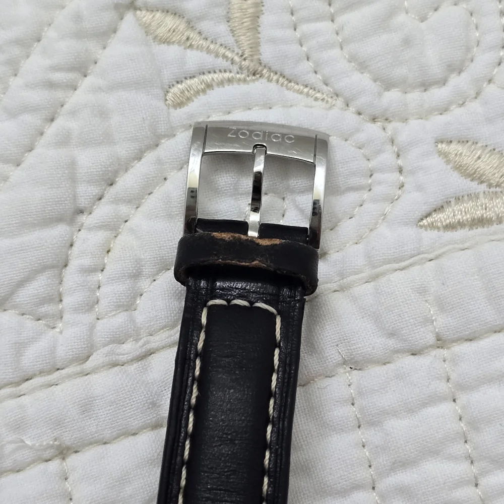 Rare Zodiac Tank Men's Watch ZO3401 Classic Line Black Dial Swiss Made Sunbeam